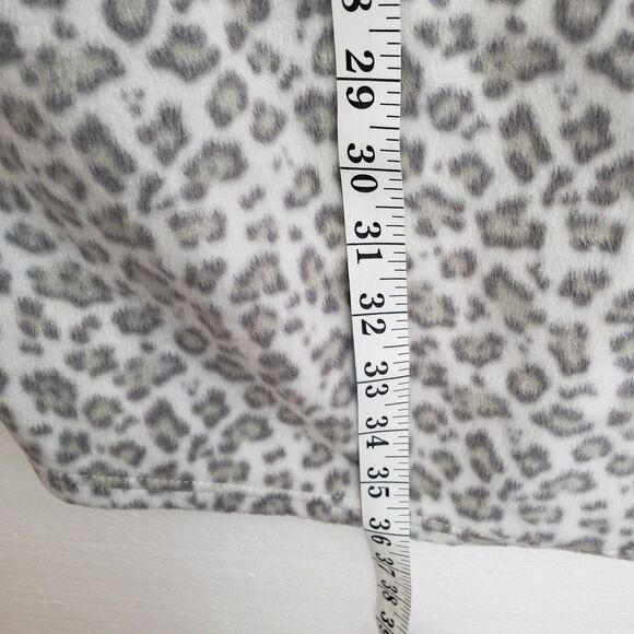 Muk Luks Women's Large Hooded Animal Print Night Shirt Night Gown with Pockets - Picture 6 of 9